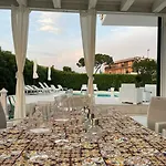Da Beatrice Oda ve Kahvaltı Sirmione