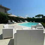Da Beatrice Oda ve Kahvaltı Sirmione